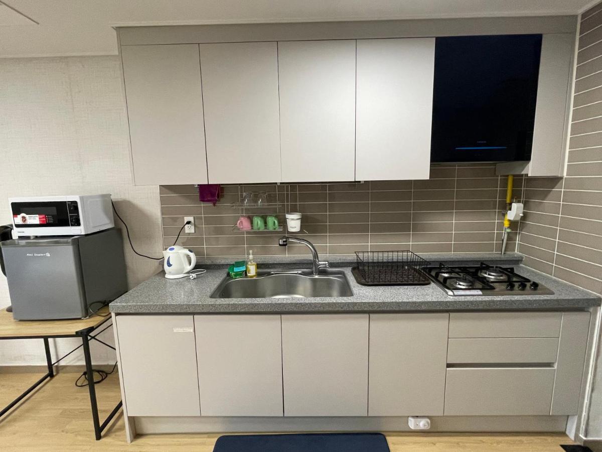 Spacious Luxury Condo W/ Kitchen Beside Hilton Clark D'Heights Mabalacat Екстер'єр фото
